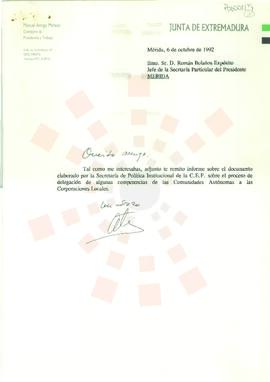 19921006_Mérida_Correspondencia interna de la Junta de Extremadura, del Consejero de Presidencia ...