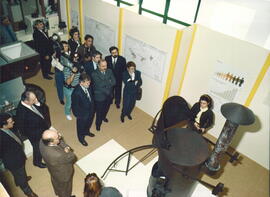 Visita de RODRÍGUEZ IBARRA, Juan Carlos junto a FINO, Elsa en las instalaciones de Nova Delta - C...