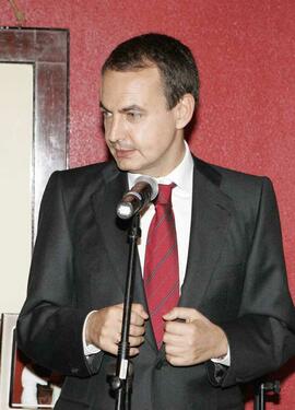 Retrato fotográfico de RODRÍGUEZ ZAPATERO, José Luis.