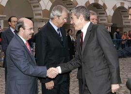 Saludo de ZARRÍAS, Gaspar con SÓCRATES, José.