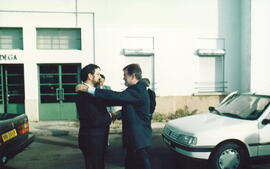 Saludo de RODRÍGUEZ IBARRA, Juan Carlos con FIGUEIREDO, Carlos.