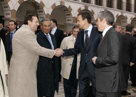 Saludo de RODRÍGUEZ ZAPATERO, José Luis.