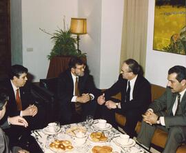 Almuerzo de RODRÍGUEZ IBARRA, Juan Carlos, VIEGAS ABREAU, Manuel, ROPERO MANCERA, Ramón y ALVES S...